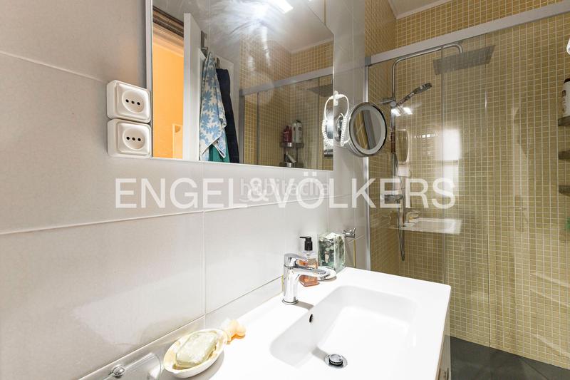 Foto 0ead4d01-e2d2-4e99-8b77-471c543cac76. Apartament amb calefacció a Centre Sant Boi de Llobregat