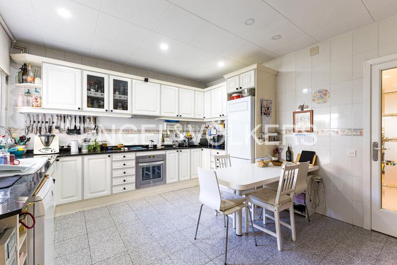 Foto 77c5574e-66cd-4dfe-8acb-abba5cf14d27. Apartament amb calefacció a Centre Sant Boi de Llobregat