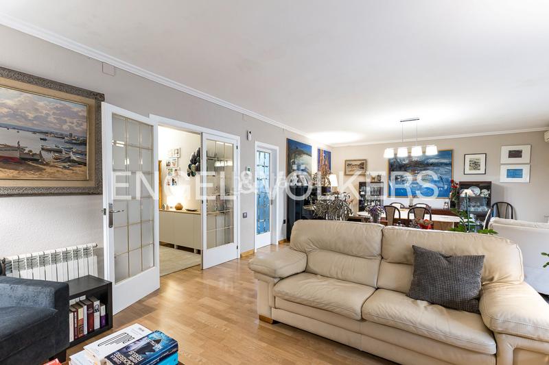 Foto 81f967dd-2458-4987-968c-5c0aef1d7299. Apartament amb calefacció a Centre Sant Boi de Llobregat