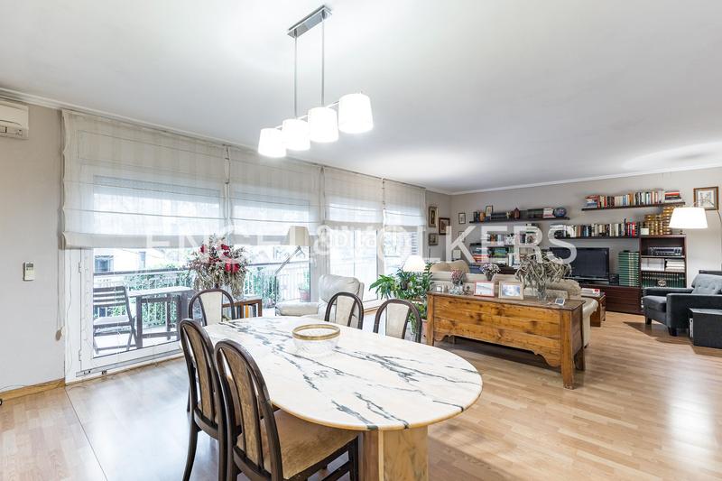 Foto bcbbc9b6-6668-4fda-9bf9-5def7118898b. Apartament amb calefacció a Centre Sant Boi de Llobregat