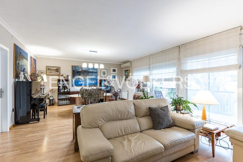 Foto d52a26cb-e918-44d6-ad0e-148a0beea0b8. Apartament amb calefacció a Centre Sant Boi de Llobregat