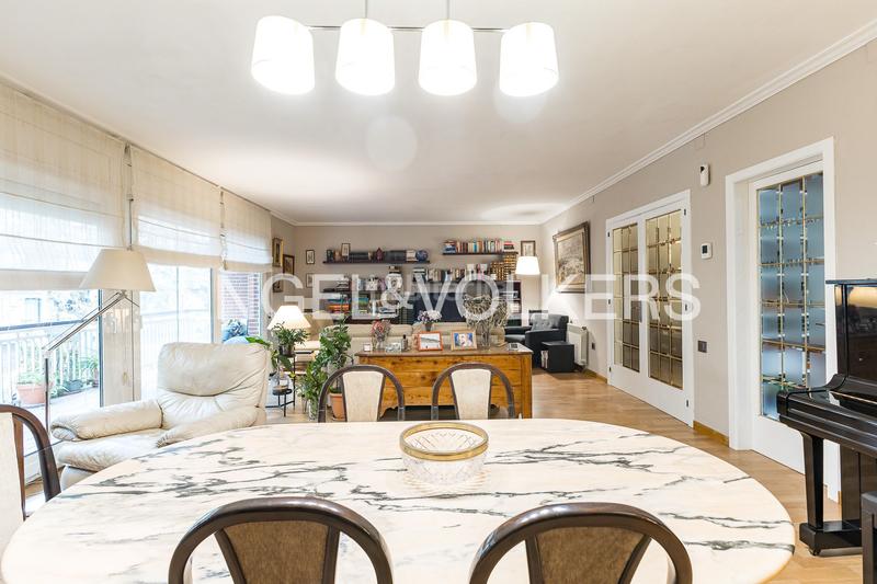 Foto def08db0-c92d-4e4e-a84a-7739c88e8641. Apartament amb calefacció a Centre Sant Boi de Llobregat