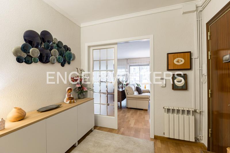 Foto e28311dc-98c0-4af6-ab50-4fbf191f63c1. Apartament amb calefacció a Centre Sant Boi de Llobregat