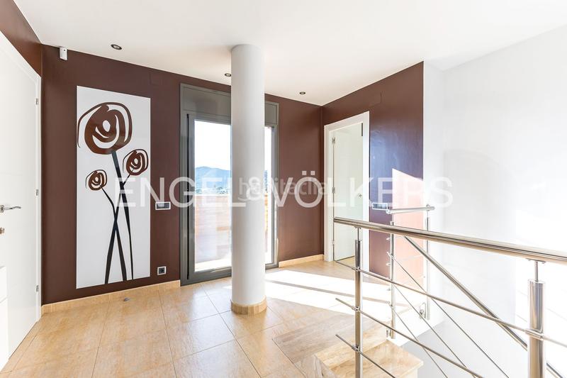 Foto 09f7ebbb-af23-45ad-9c83-d3cc8bb41cf3. Miete haus mit heizung pool in Cabrils