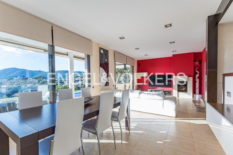 Foto 156d4525-9813-42ec-85b3-ae47598969a7. Miete haus mit heizung pool in Cabrils