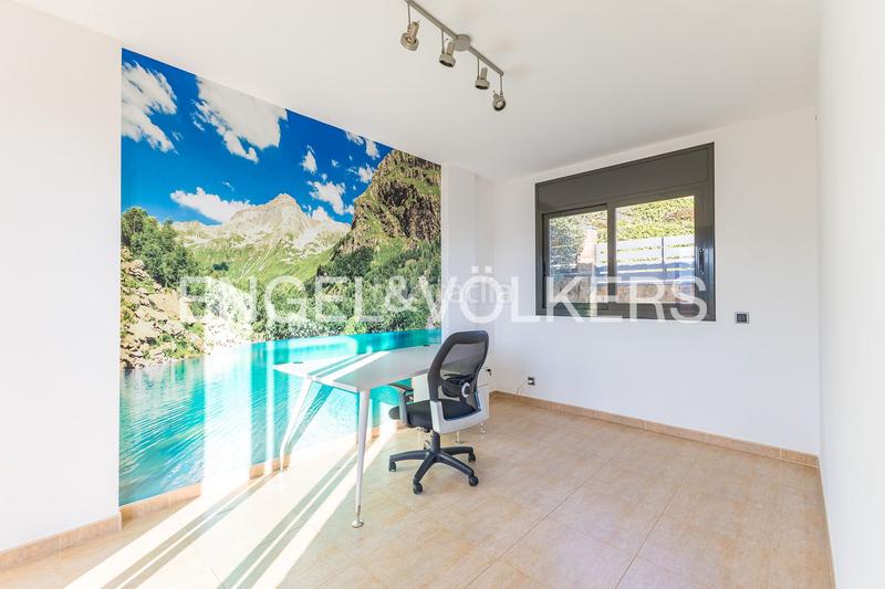 Foto 199cebf9-7d00-4f51-b95a-f57916423704. Miete haus mit heizung pool in Cabrils