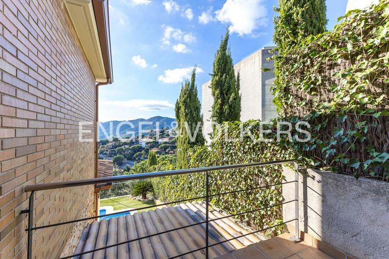 Foto 4633dc3a-d317-4e04-afbd-7e9774d7d384. Miete haus mit heizung pool in Cabrils