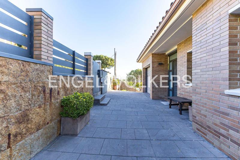 Foto 713b5df8-bc20-4981-bfe0-1f108a5a0693. Miete haus mit heizung pool in Cabrils