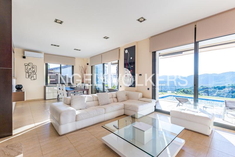 Foto 7c6da3dc-9145-4e1b-a06e-e7daf113ae1b. Miete haus mit heizung pool in Cabrils