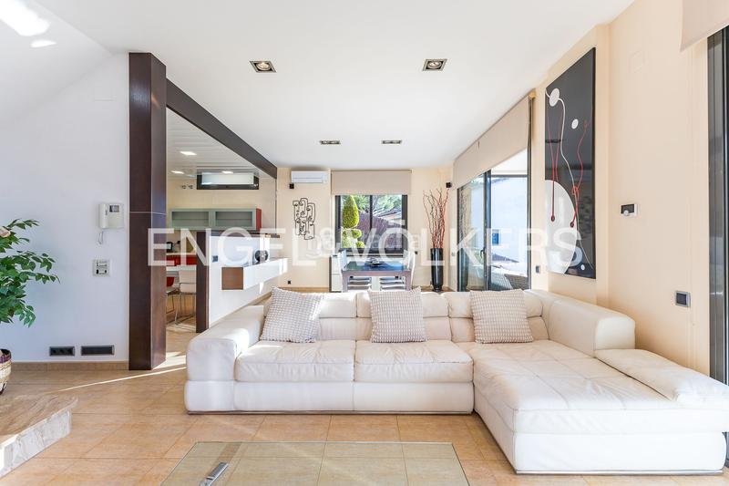 Foto 890307d5-2755-4354-9ee1-c4caa1e9e356. Miete haus mit heizung pool in Cabrils