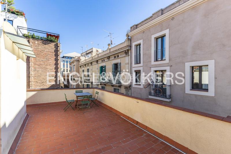 Foto 0cddd3d0-9362-4d9c-929e-1304fbcac337. Àtic amb calefacció a Vila de Gràcia Barcelona