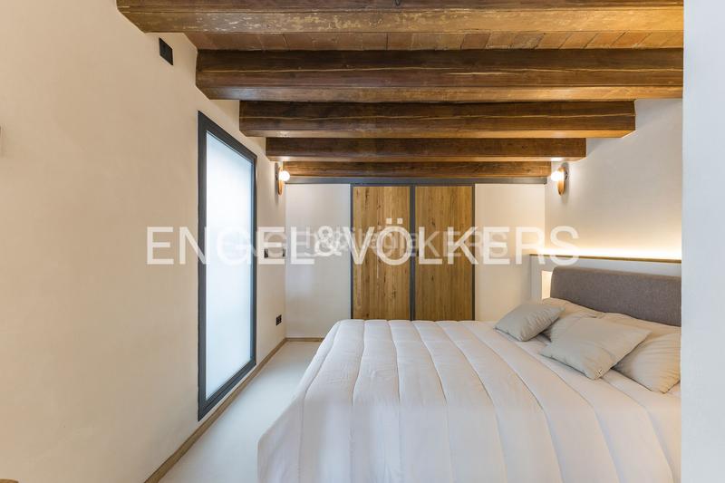 Foto 1f14f65a-2b84-4720-b776-4da76be15c10. Àtic amb calefacció a Vila de Gràcia Barcelona