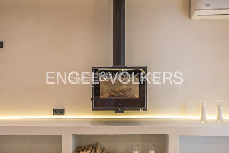 Foto 2583dc21-51b0-4bfe-b710-4543fc5decfc. Àtic amb calefacció a Vila de Gràcia Barcelona