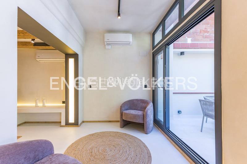 Foto 32203803-c35c-461e-9a08-12316c913ef6. Àtic amb calefacció a Vila de Gràcia Barcelona