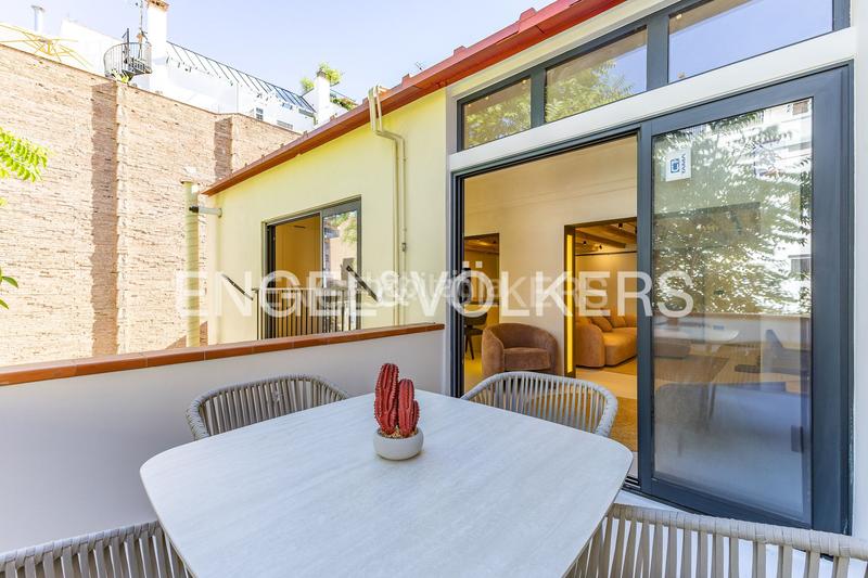 Foto a3c00093-38a3-483a-a960-35055a99e9ef. Àtic amb calefacció a Vila de Gràcia Barcelona