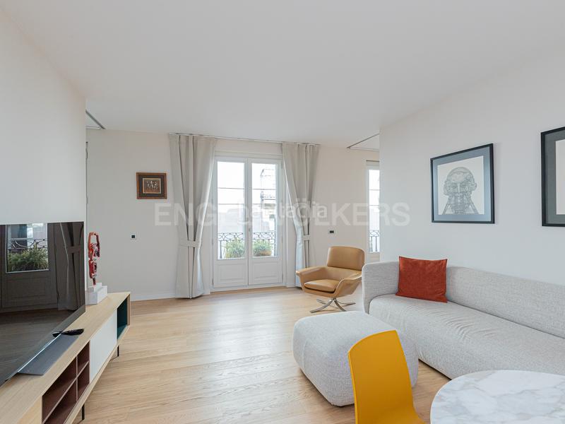 Foto d99489be-5583-4d97-8892-ad3d5b8fed6f. Affitto piccolo appartamento con riscaldamento parcheggio piscina in Barcelona