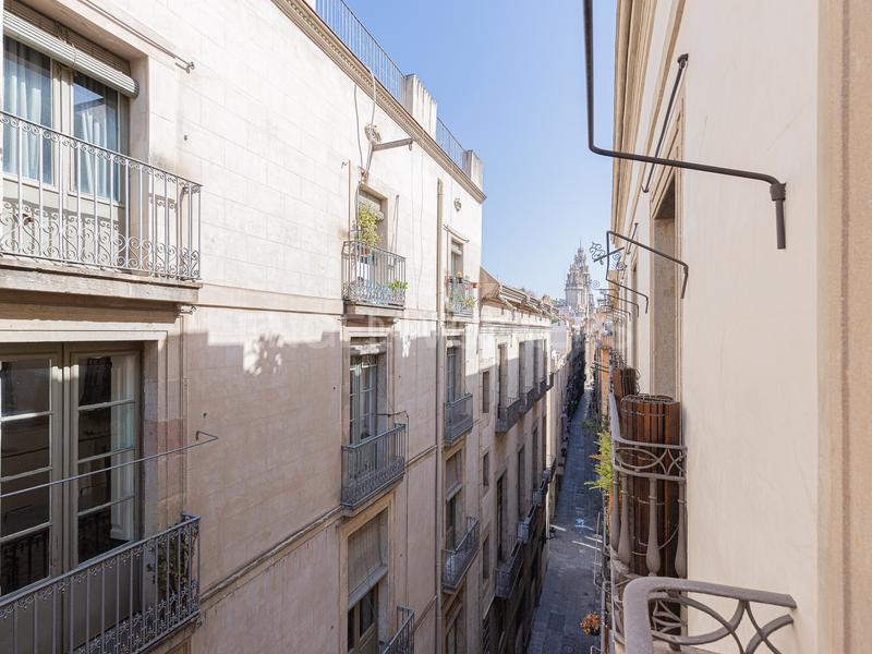 Foto b91d7e58-d1ba-428c-8dca-6215ba55a2d5. Alquiler apartamento lujo del siglo xxi en un edificio historico en Barcelona
