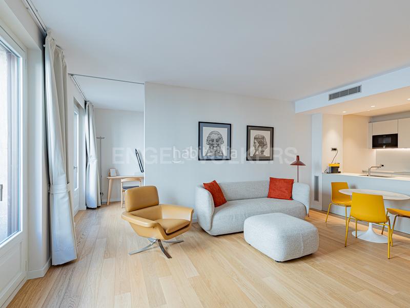 Foto 15802fe8-6aca-4065-9c77-6b272ce147bf. Lloguer apartament amb calefacció aparcament piscina a Barcelona