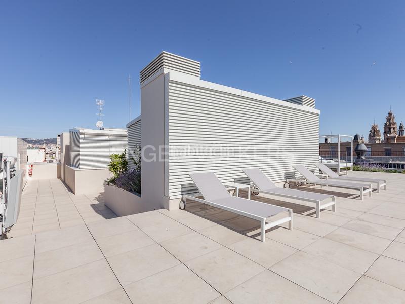 Foto 177c3012-522a-40eb-a0d9-0c2022e704e4. Lloguer apartament amb calefacció aparcament piscina a Barcelona