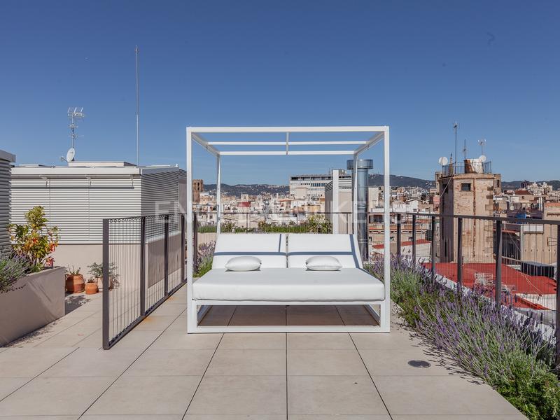 Foto 2bc4fd3a-8501-4f80-859e-d2738275af47. Lloguer apartament amb calefacció aparcament piscina a Barcelona