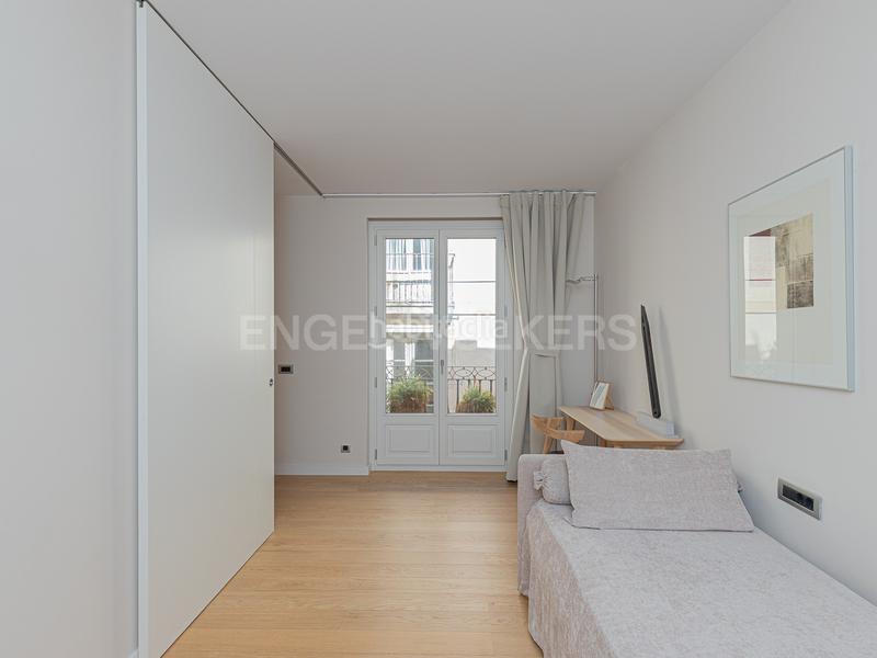 Foto 8adad288-be04-414e-a7fb-68604829a975. Lloguer apartament amb calefacció aparcament piscina a Barcelona