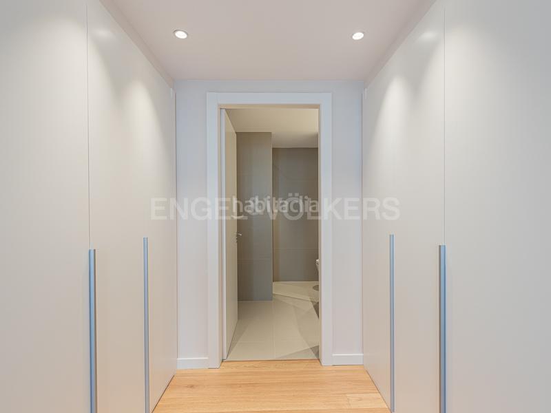 Foto ab0d4c23-3097-4c34-b4cc-100130a16da5. Miete appartement mit heizung parking pool in Gòtic Barcelona