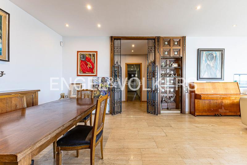 Foto 4d650f8d-d8b6-41af-b1f0-b3eeecbcf0cf. Piccolo appartamento con riscaldamento parcheggio piscina in Barcelona