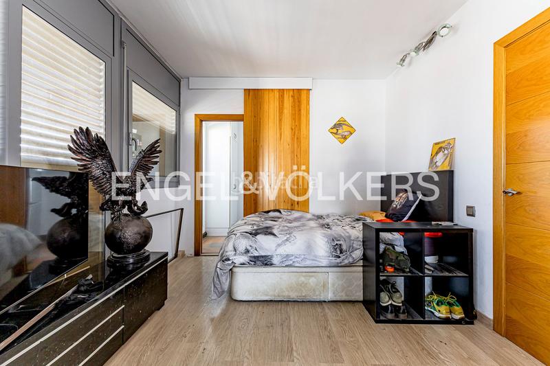 Foto 5a011b95-587d-4e0f-96fd-315706728c74. Piccolo appartamento con riscaldamento parcheggio piscina in Barcelona