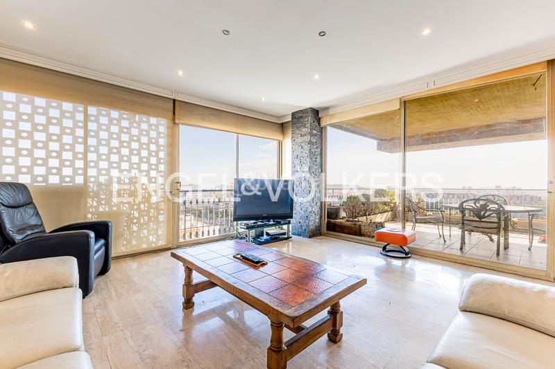 Foto 8d665a80-b13b-4619-a81d-b1a321ce2368. Piccolo appartamento con riscaldamento parcheggio piscina in Barcelona