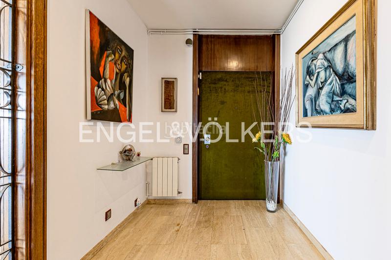 Foto a185db90-2df6-4cd2-bf4e-585dc6dcec73. Piccolo appartamento con riscaldamento parcheggio piscina in Barcelona