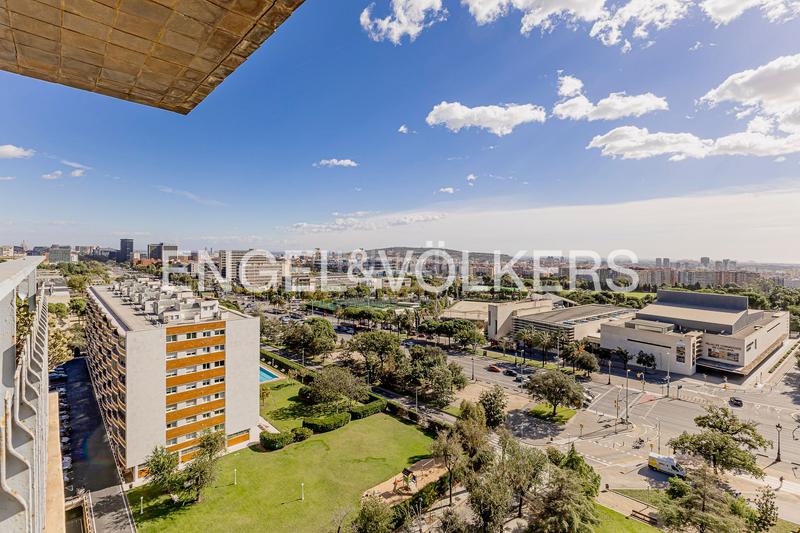 Foto cbfc1a3a-0b1f-475b-a04e-6a930ccfddad. Piccolo appartamento con riscaldamento parcheggio piscina in Barcelona