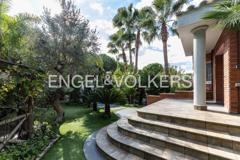 Foto 5da74e82-b52f-40d7-9b70-b82f026feac4. Lloguer casa amb calefacció aparcament piscina a Gavà