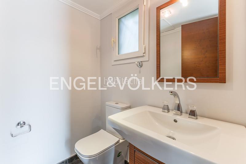 Foto 62c83c39-38e6-4570-900a-a511940fcf6b. Lloguer casa amb calefacció aparcament piscina a Gavà