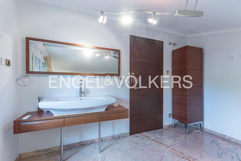 Foto 7db42540-82b8-4afa-93bf-5ab1acf1b8ef. Lloguer casa amb calefacció aparcament piscina a Gavà