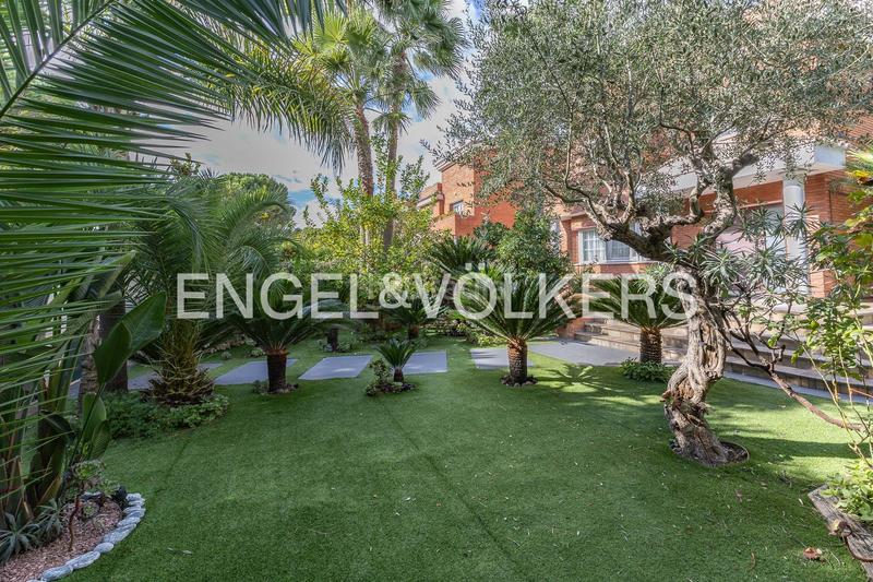 Foto 82e6ae24-fab7-4c0e-9d7f-5df49563fc91. Lloguer casa amb calefacció aparcament piscina a Gavà