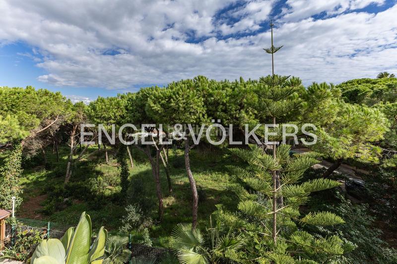 Foto 87e30bb6-88b4-4f86-8ca6-7b817289720a. Lloguer casa amb calefacció aparcament piscina a Gavà