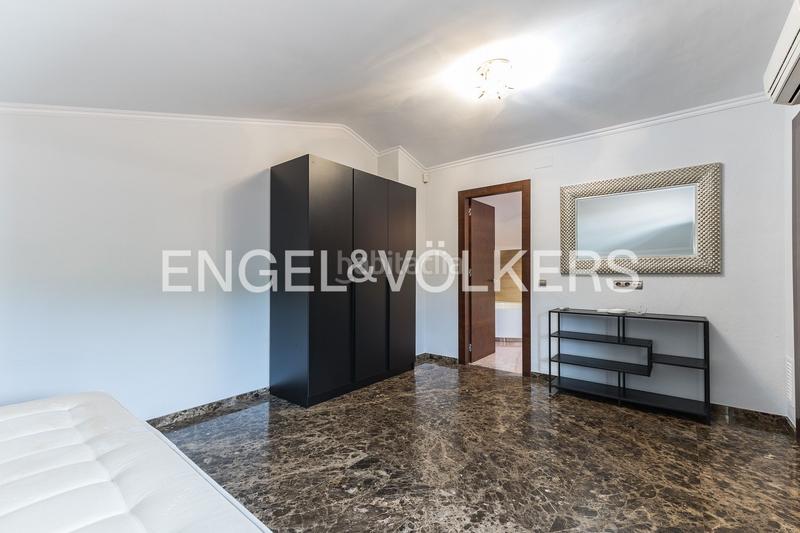 Foto df1f2cf8-1df7-4f33-9be4-50238e059cd5. Lloguer casa amb calefacció aparcament piscina a Gavà