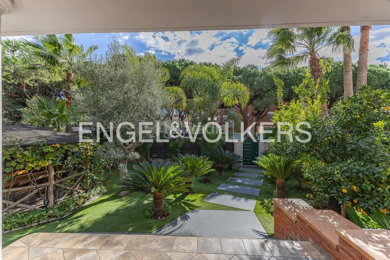 Foto ec8b7234-0231-4617-b90d-1f8d695b6532. Lloguer casa amb calefacció aparcament piscina a Gavà