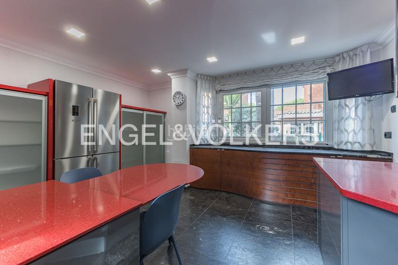 Foto f0f1f58c-d1b2-4dd0-9e66-b4b041682522. Lloguer casa amb calefacció aparcament piscina a Gavà