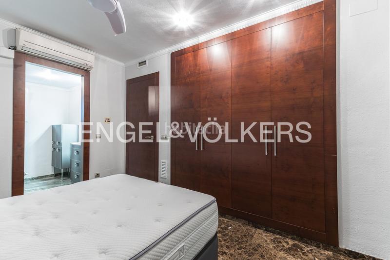 Foto 337f472d-5d83-4a66-b872-fbf74cc60a41. Miete haus mit heizung parking pool in Gava Mar Gavà