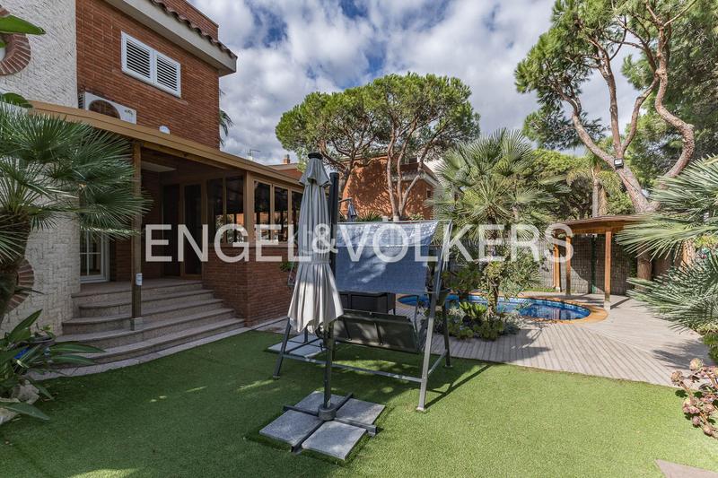 Foto bcbb5141-8023-4f76-80e5-517e7ebbf542. Miete haus mit heizung parking pool in Gava Mar Gavà