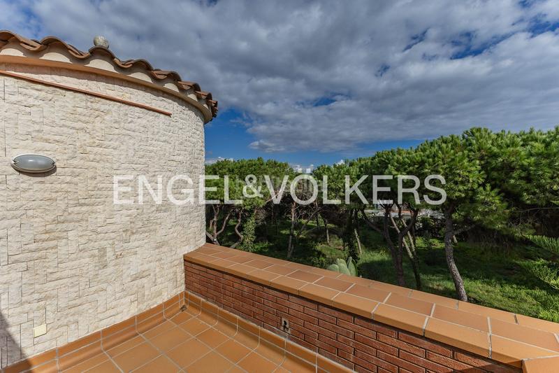 Foto da6f4cc0-3877-4e11-aa6b-2053028d81b4. Miete haus mit heizung parking pool in Gava Mar Gavà