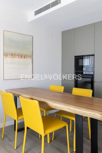 Foto 3e1e259d-08cd-4586-aa5c-280b18fda45b. Apartamento magnífico piso con piscina en Finestrelles en Esplugues de Llobregat