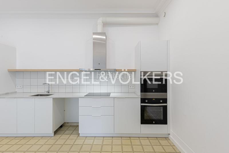 Foto 41308926-77f3-42fe-8f5e-68010042dd7d. Lloguer apartament amb calefacció a Dreta de l´Eixample Barcelona