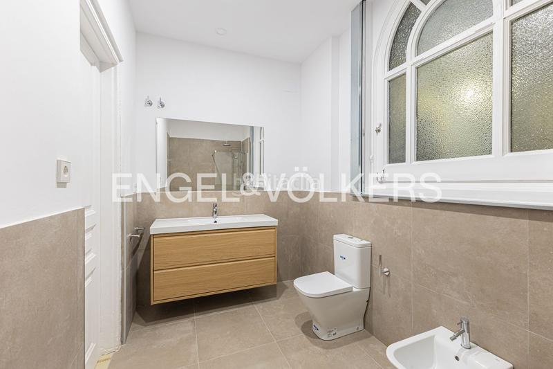 Foto 58092ebc-bd57-4bbc-ad8b-39eded30c75a. Lloguer apartament amb calefacció a Dreta de l´Eixample Barcelona