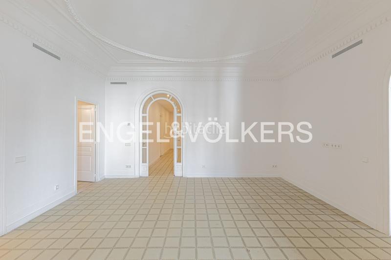 Foto 6ec334c7-cfb6-405b-8b81-f8aa41a871d0. Lloguer apartament amb calefacció a Dreta de l´Eixample Barcelona