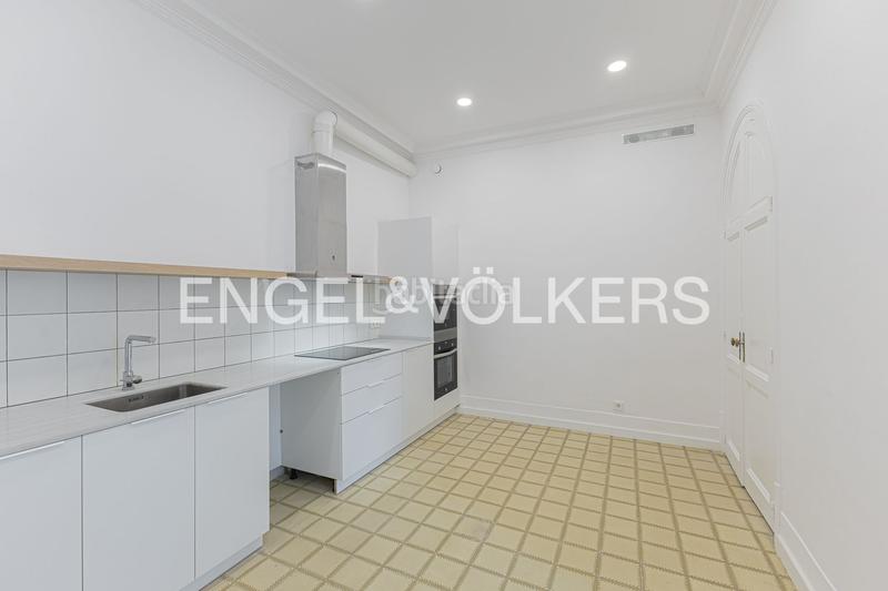 Foto 7a6b347a-e819-489c-a560-4c0afb0890a5. Miete appartement mit heizung in Dreta de l´Eixample Barcelona