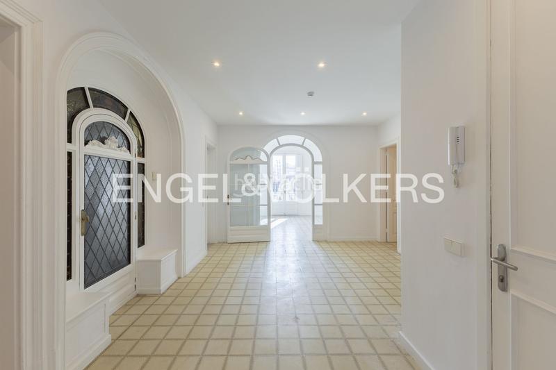 Foto ba97984a-56b4-4e2b-8761-495ec0201fdc. Alquiler apartamento exclusivo piso reformado junto a paseo de gracia en Barcelona