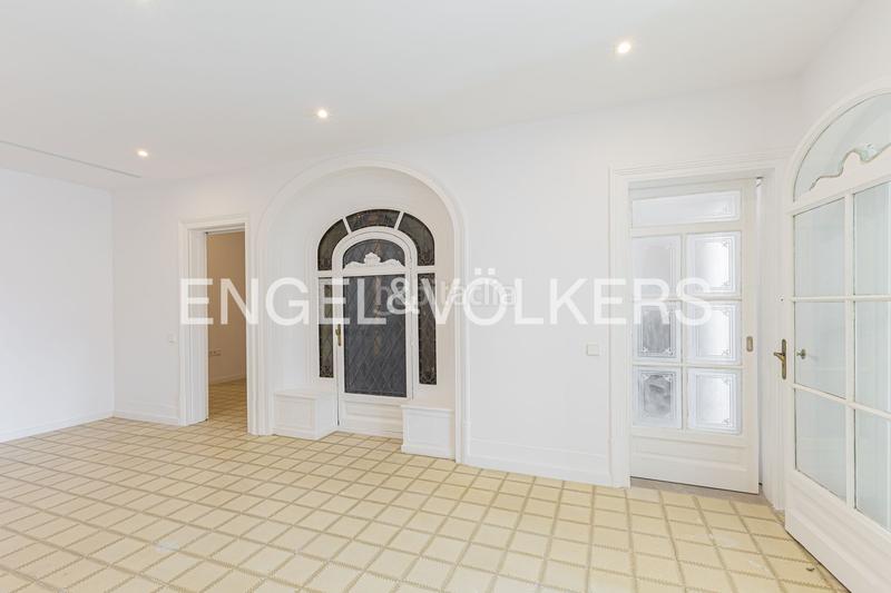 Foto e3b827b5-c75c-4f0d-a11d-5c098b42a40b. Miete appartement mit heizung in Dreta de l´Eixample Barcelona