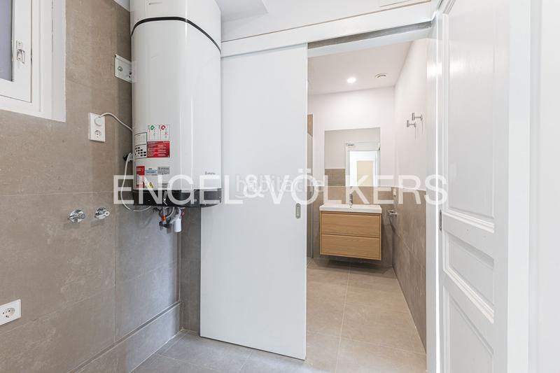 Foto aae27016-400e-4fdb-b0b8-715bea48a955. Rent apartment with heating in Dreta de l´Eixample Barcelona